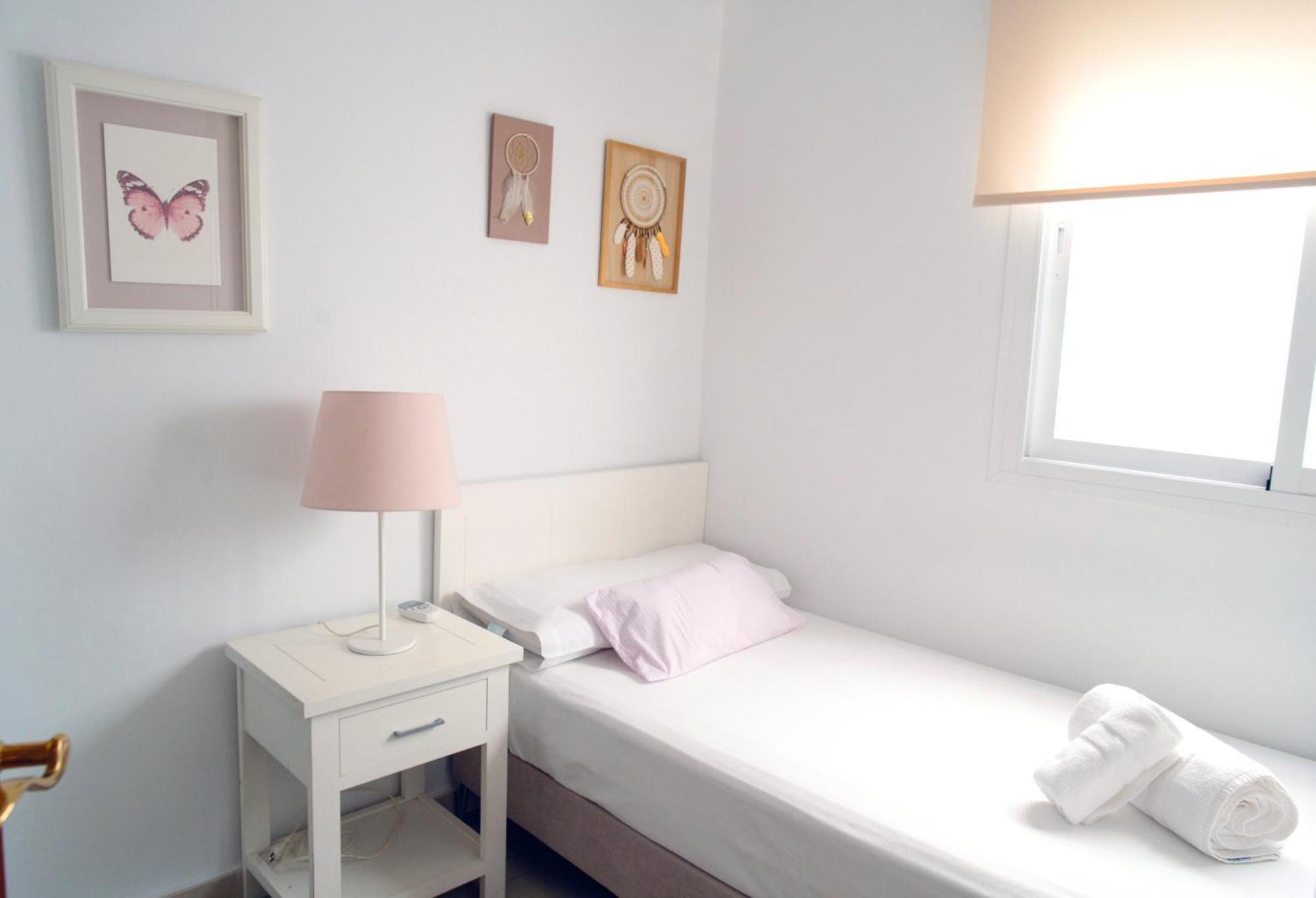 El Marques San Juan Apartment Малага Екстериор снимка