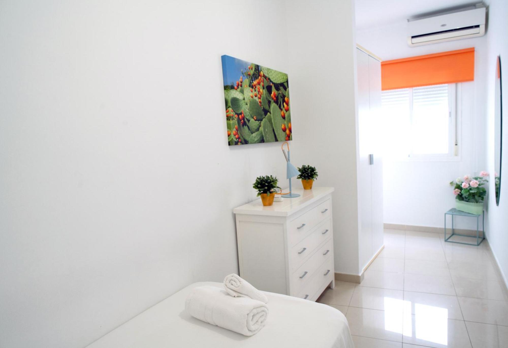 El Marques San Juan Apartment Малага Екстериор снимка